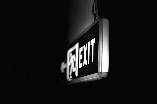 智能應(yīng)急疏散指示系統(tǒng)怎樣設(shè)計？