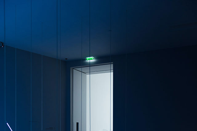 為什么消防應(yīng)急燈出現(xiàn)間斷性響？